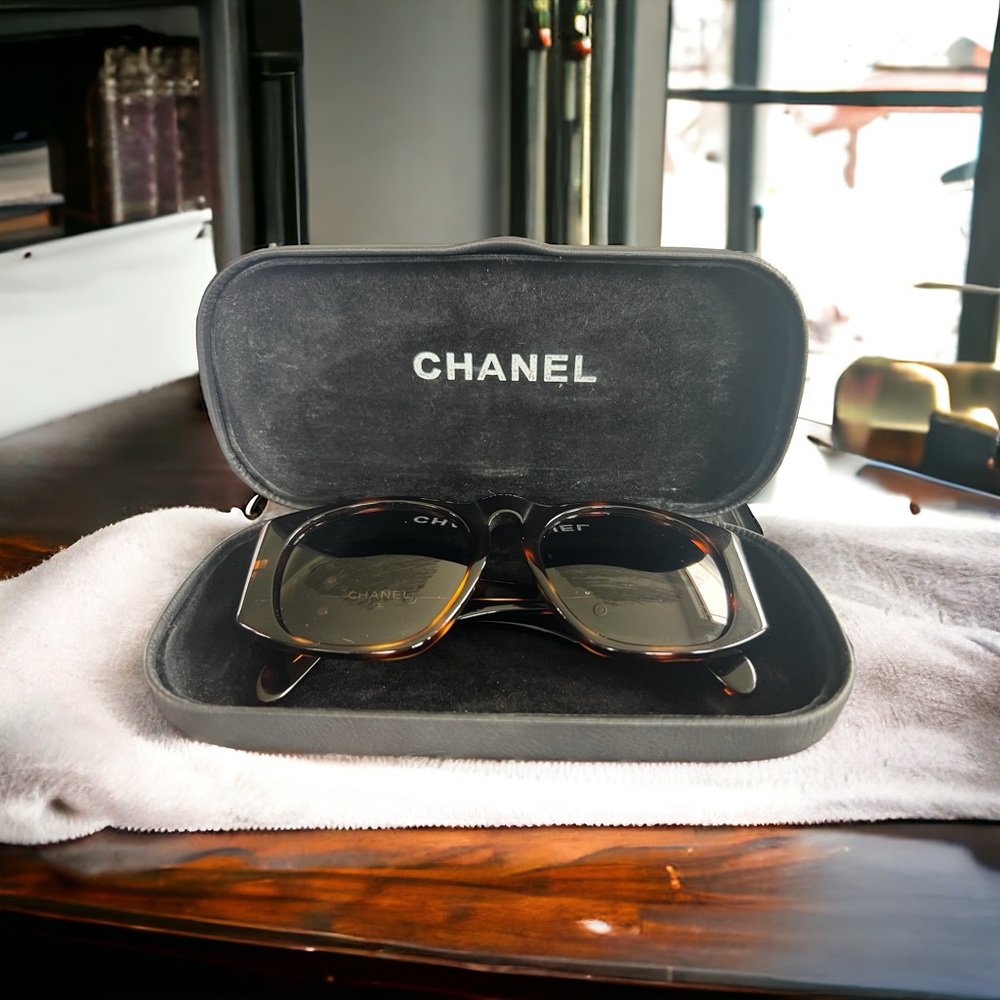 Authentic Chanel Sunglasses - Picture 5 of 5